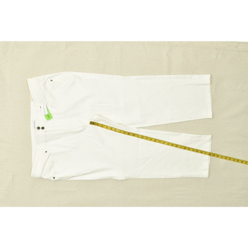 NWT Lane Bryant Women's Plus Size 24P White Tighter Tummy Straight Jeans - Picture 3 of 8